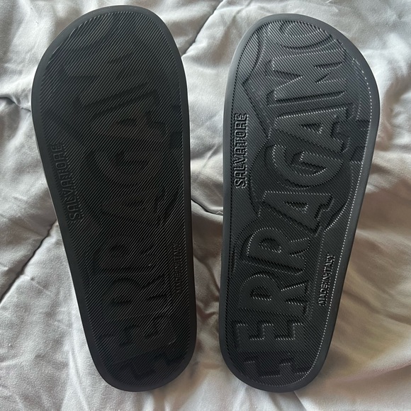 Salvatore Ferragamo Groove slides NWB size 7M - Picture 4 of 7